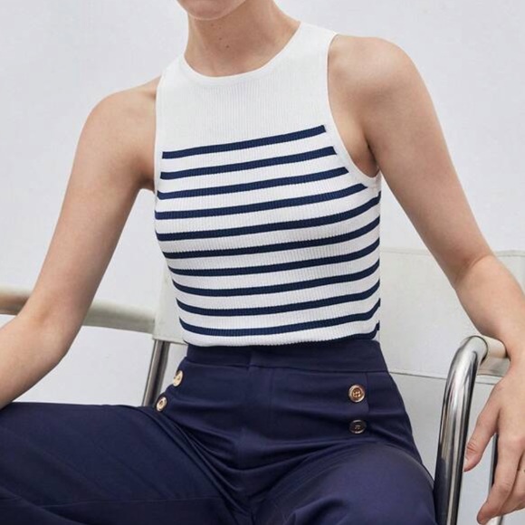White & navy blue ribbed striped stretchy top - Picture 3 of 7